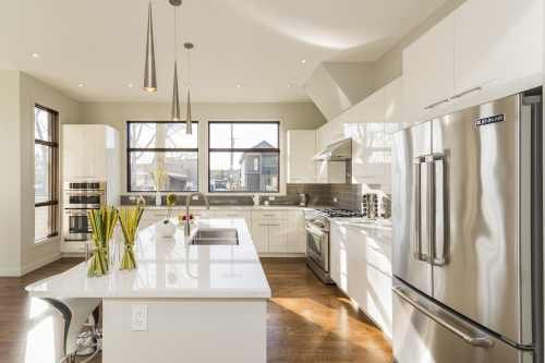 White theme Kitchen 